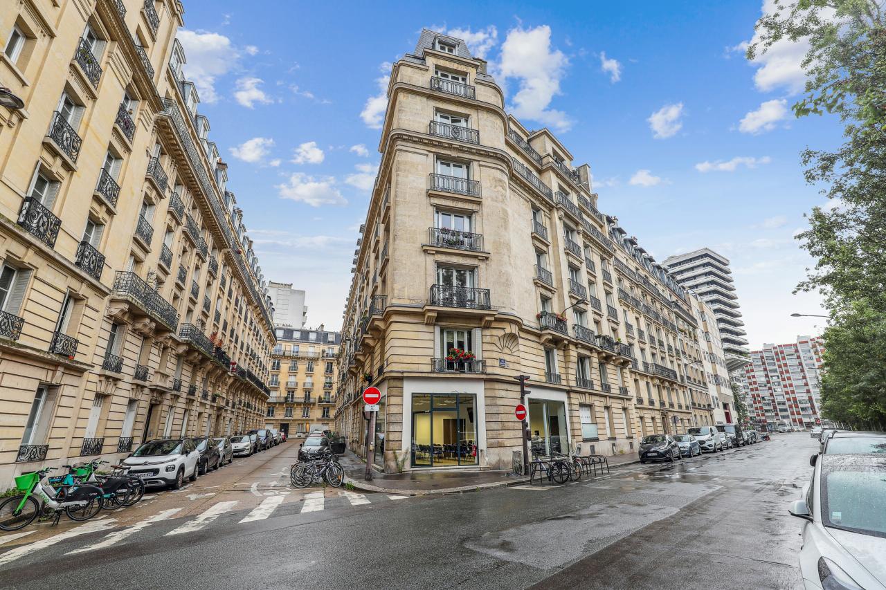 Bureau Paris 152m² Location bureau Paris OLBUR2425401 0